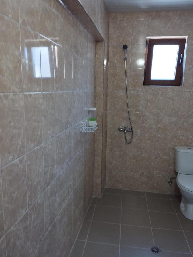Alfa Guest Rooms With Parking Варна Экстерьер фото