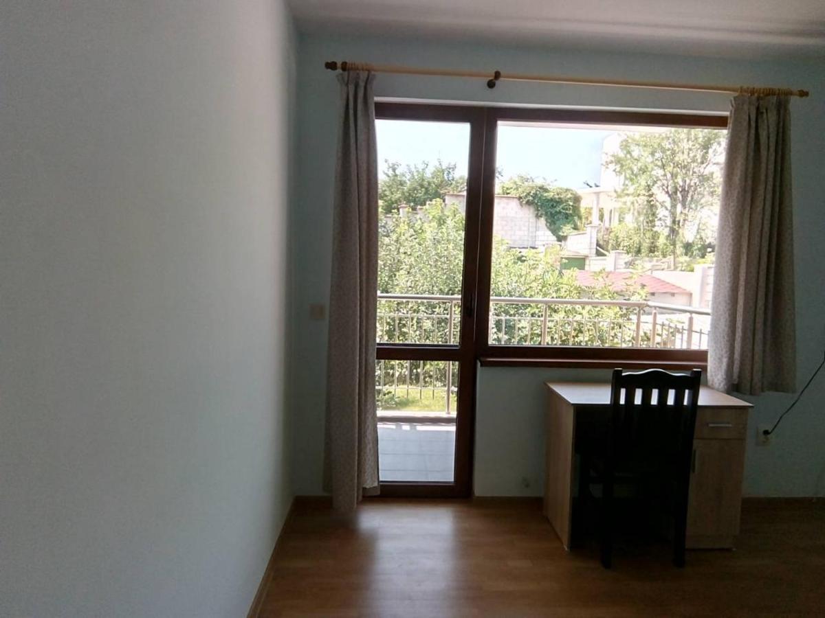 Alfa Guest Rooms With Parking Варна Экстерьер фото