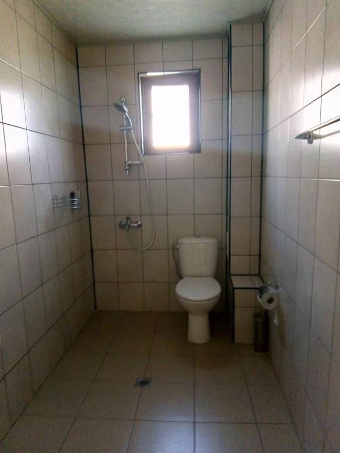Alfa Guest Rooms With Parking Варна Экстерьер фото