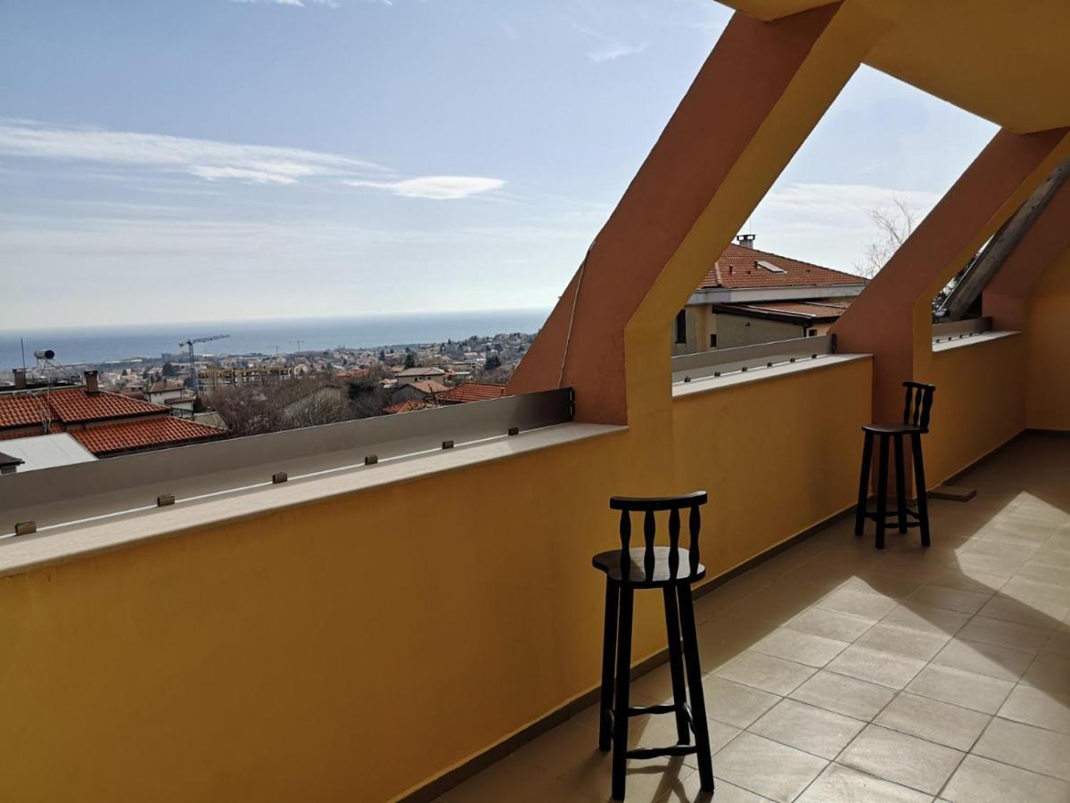 Alfa Guest Rooms With Parking Варна Экстерьер фото